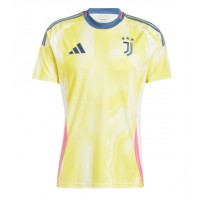 Pánský Fotbalový dres Juventus Danilo Luiz #6 2024-25 Venkovní Krátký Rukáv